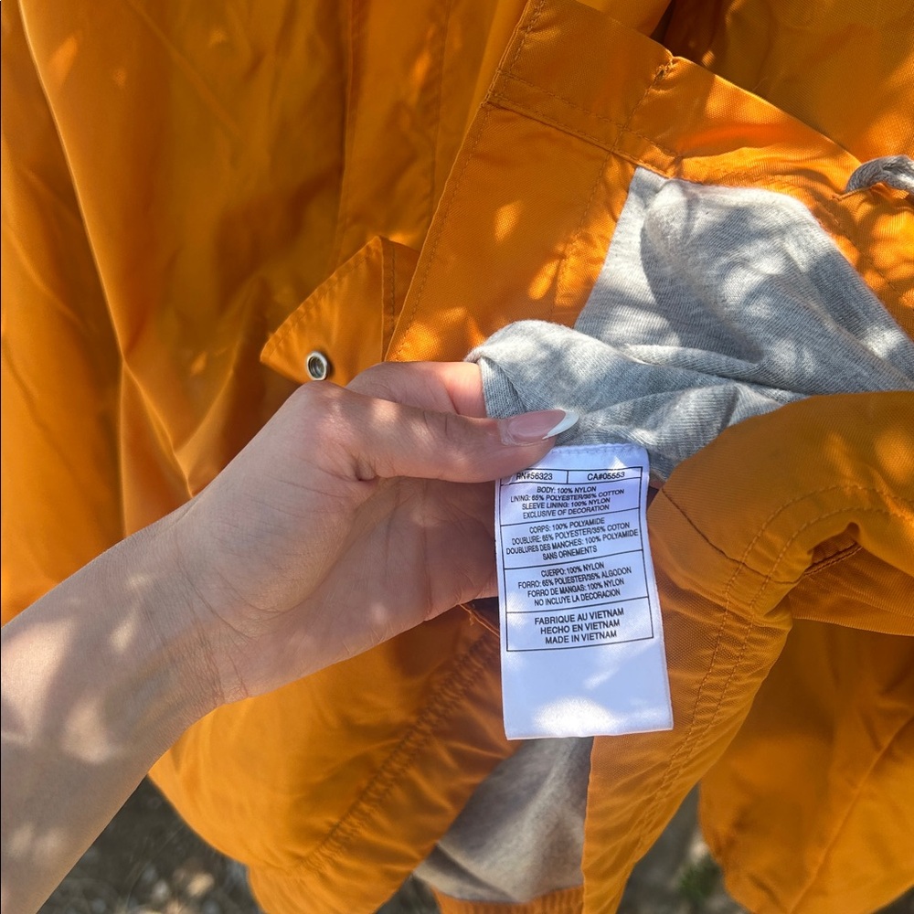Nike Men’s Bright Orange Lightweight Windbreaker Jacket - Picture 6 of 7